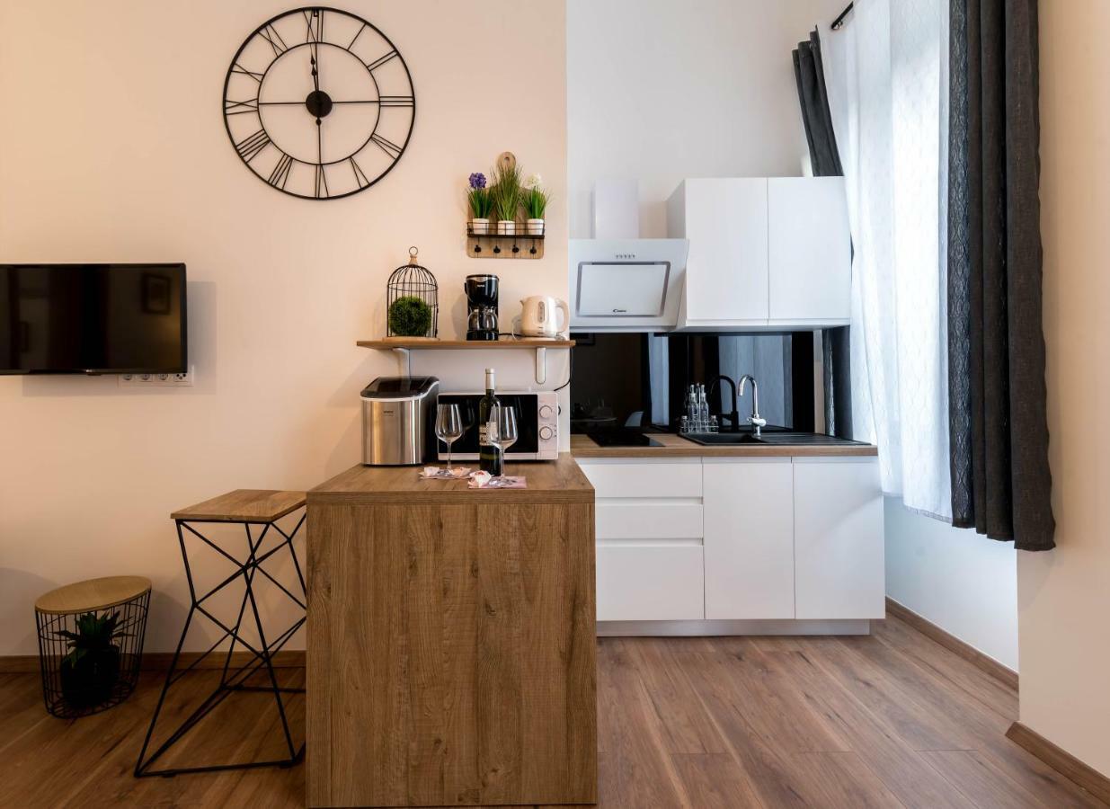 Pula City Center Apartments Eksteriør billede