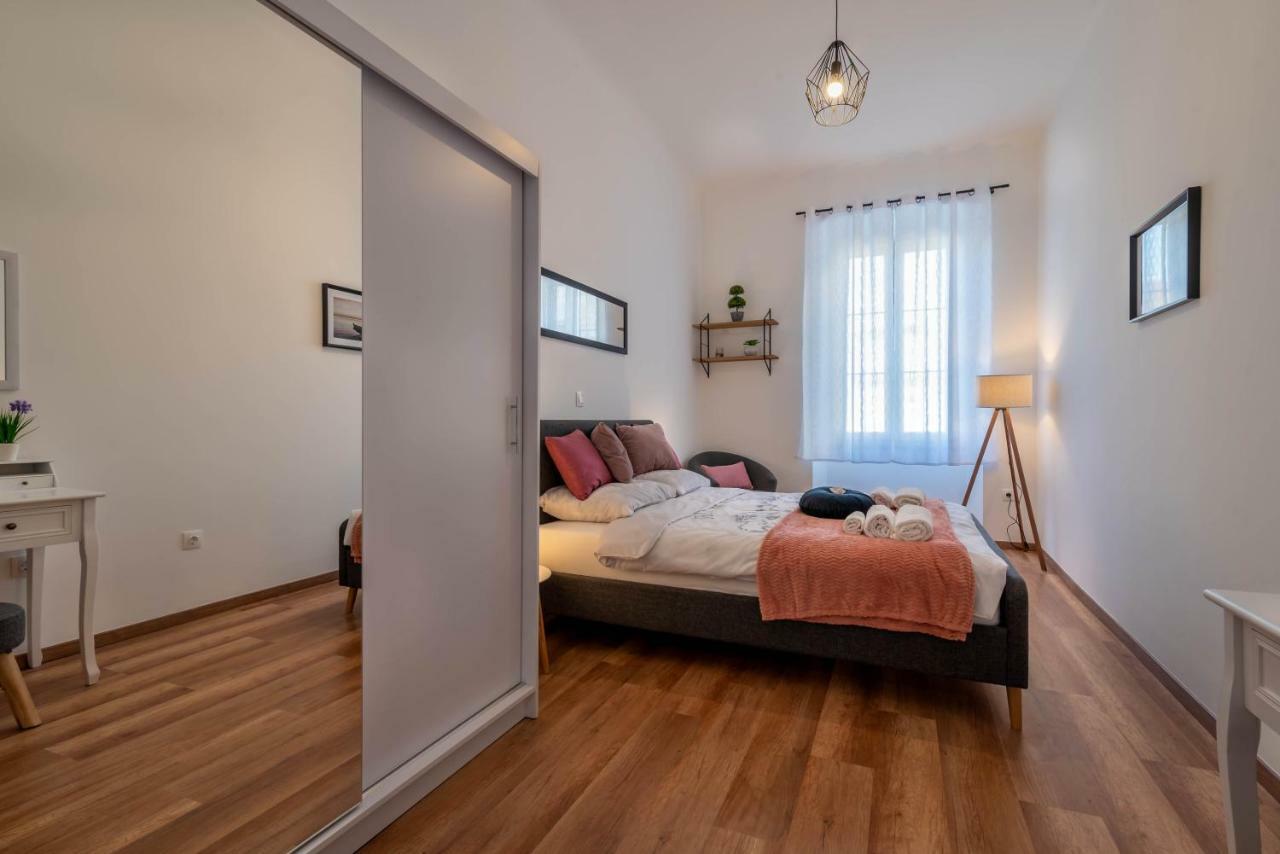 Pula City Center Apartments Eksteriør billede